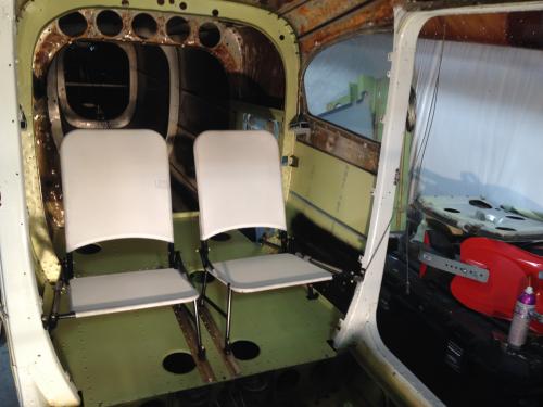 Lake Vue Jump Seat